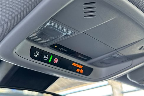 Used 2022 Chevrolet Malibu LT image 24