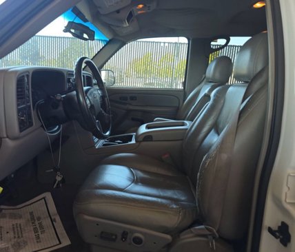 Used 2004 Chevrolet Silverado 2500 LT w/ Skid Plate Package image 5