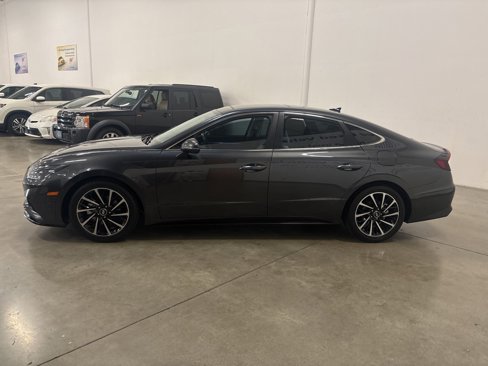 Used 2021 Hyundai Sonata Limited image 3