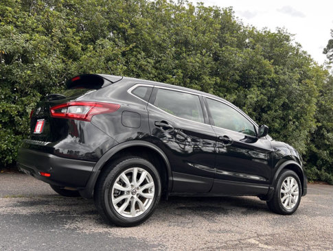 Used 2021 Nissan Rogue Sport S image 8