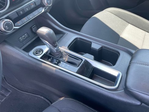 Used 2023 Nissan Sentra SV image 39