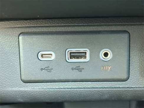 Used 2023 Buick Encore GX Preferred image 21