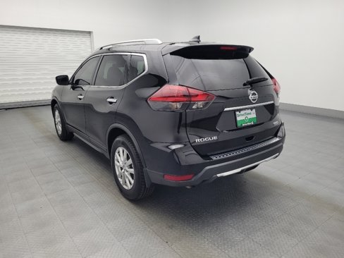 Used 2020 Nissan Rogue S w/ Special Edition Package image 5