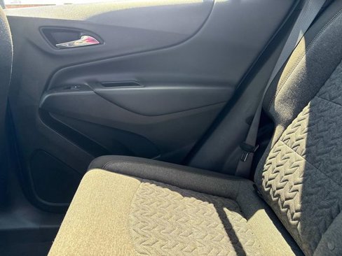 Used 2023 Chevrolet Equinox LT image 15