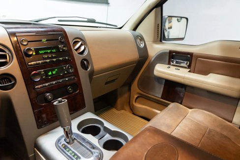 Used 2005 Ford F150 King Ranch image 24