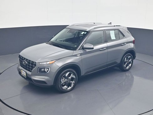 Certified 2021 Hyundai Venue SEL w/ Premium Package image 13