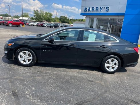 Used 2023 Chevrolet Malibu LT image 2