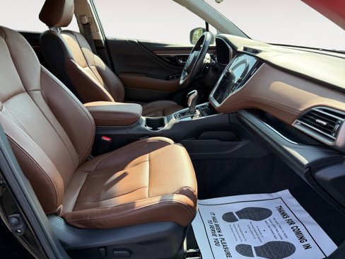 Used 2021 Subaru Outback Touring w/ Popular Package #2 image 16