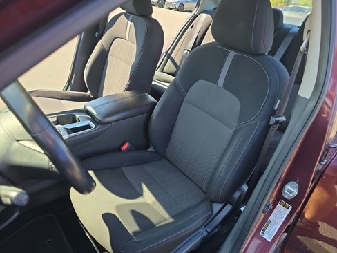 Used 2022 Nissan Sentra SV image 17