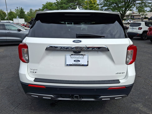 Used 2023 Ford Explorer XLT w/ Equipment Group 202A image 5
