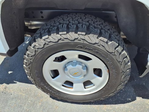 Used 2022 Chevrolet Colorado W/T image 18
