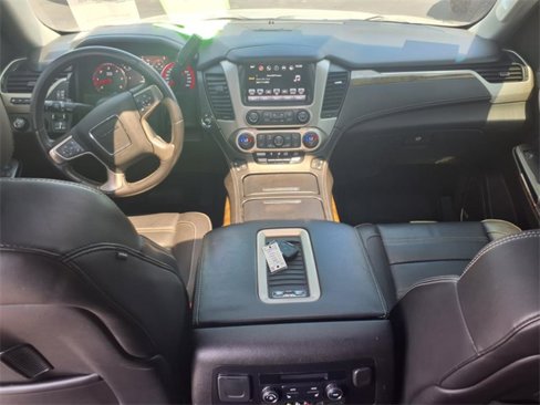Used 2016 GMC Yukon XL Denali image 12