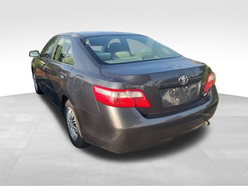 Used 2009 Toyota Camry LE image 5