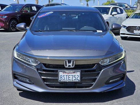 Used 2018 Honda Accord Sport image 6