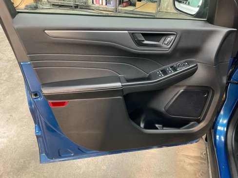 Certified 2023 Ford Escape Active w/ Tech Pack #1 image 5
