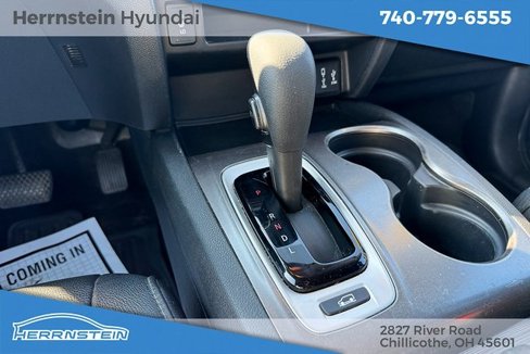 Used 2017 Honda Pilot EX-L image 11
