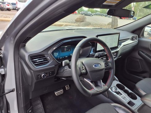 Used 2023 Ford Escape ST-Line Select w/ Tech Pack #2 image 12
