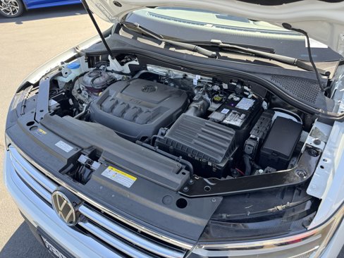 Certified 2023 Volkswagen Tiguan SE image 38