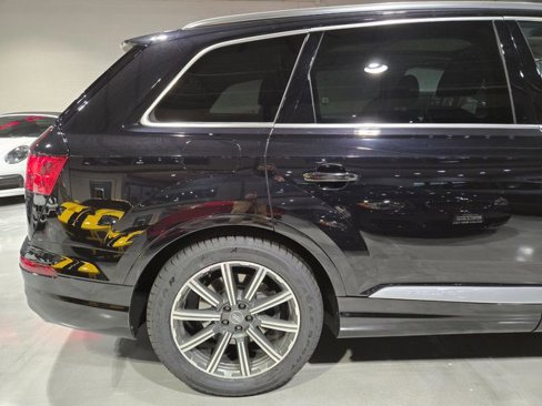 Used 2017 Audi Q7 3.0T Premium Plus image 12