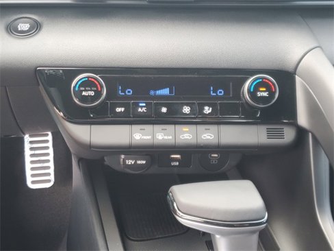 New 2025 Hyundai Elantra Sport image 23