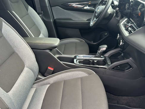 Used 2024 Chevrolet TrailBlazer LT w/ Convenience Package image 23