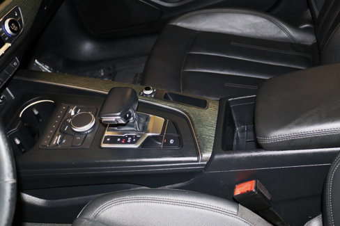 Used 2019 Audi A4 2.0T Premium image 34