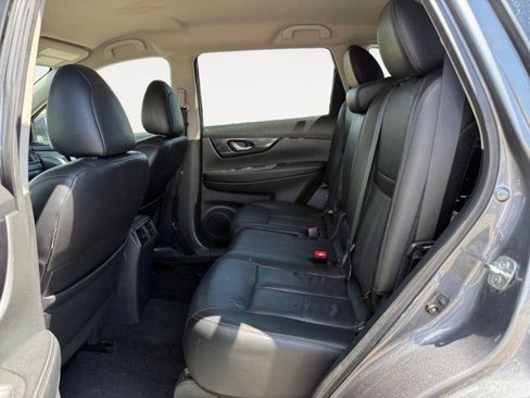 Used 2019 Nissan Rogue SL image 13