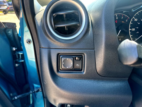 Used 2015 Nissan Versa Note SV image 14