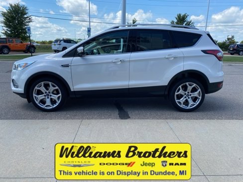 Used 2017 Ford Escape Titanium w/ Equipment Group 301A image 8