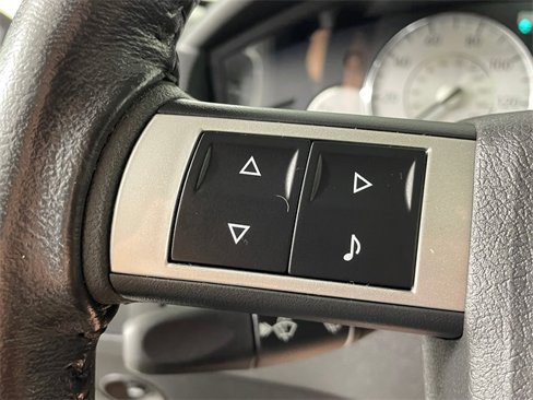 Used 2008 Chrysler 300 Limited image 13