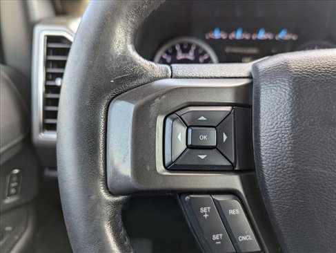 Used 2019 Ford Expedition Max XLT image 14