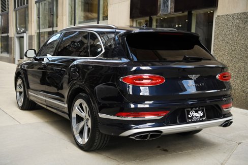 Used 2023 Bentley Bentayga Extended Wheelbase image 4