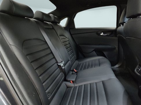 Used 2023 Kia Forte GT-Line w/ GT-Line Premium Package image 26