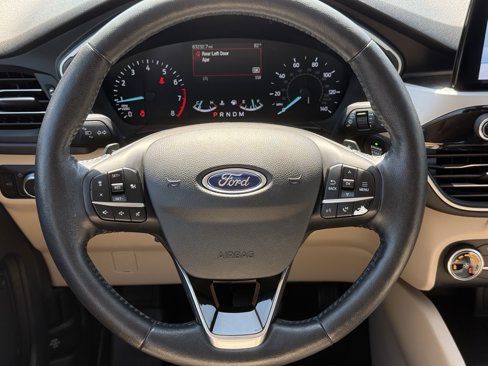 Used 2020 Ford Escape SEL image 15