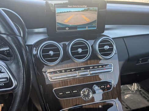 Used 2019 Mercedes-Benz C 300 4MATIC Sedan image 19