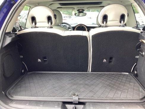 Used 2019 MINI Cooper 2-Door Hardtop image 11