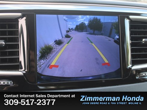 Used 2017 Chrysler Pacifica Touring-L image 24