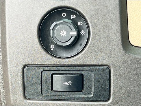 Used 2014 Ford F150 XLT w/ XLT Chrome Package image 10