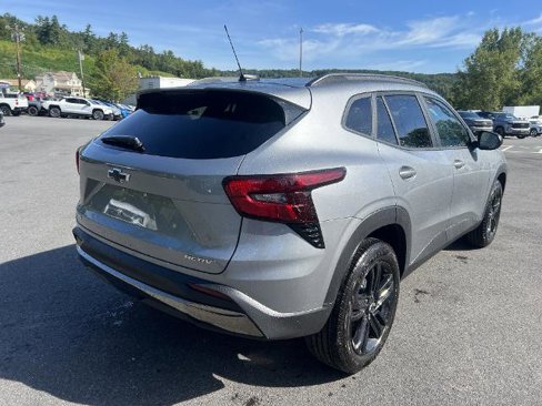 New 2025 Chevrolet Trax ACTIV w/ Sunroof Package image 5