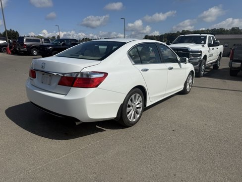 Used 2015 Honda Accord EX image 6