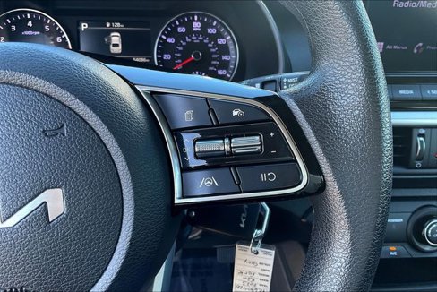 Used 2023 Kia Forte LXS image 16
