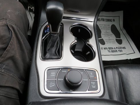 Used 2018 Jeep Grand Cherokee High Altitude image 18