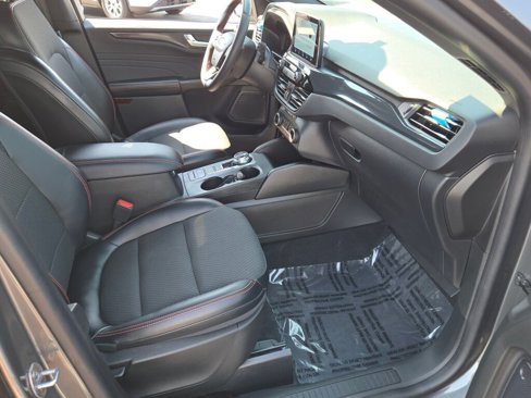 Used 2023 Ford Escape ST-Line Select image 6
