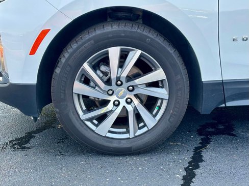 Used 2022 Chevrolet Equinox Premier image 11