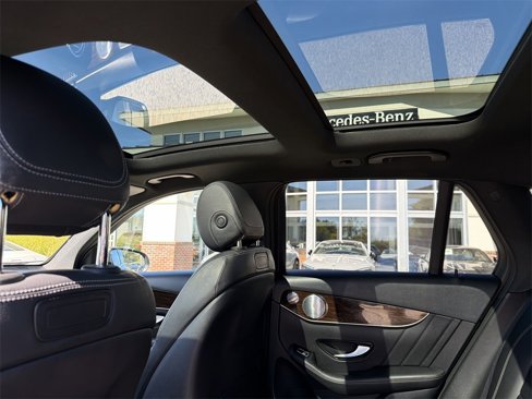 Used 2019 Mercedes-Benz GLC 300 4MATIC image 22