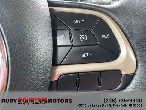 Used 2015 Jeep Renegade Latitude w/ Popular Equipment Group image 17