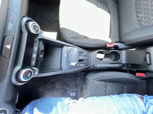 Used 2023 Kia Rio S w/ Technology Package image 19