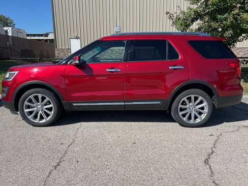 Used 2016 Ford Explorer Limited image 9