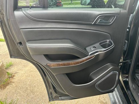 Used 2017 Chevrolet Tahoe LT image 9