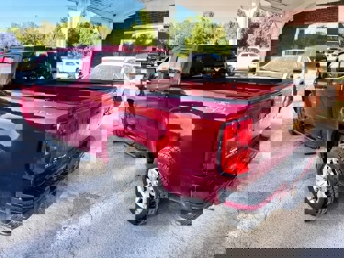 Used 2018 Chevrolet Colorado LT w/ LT Convenience Package image 3